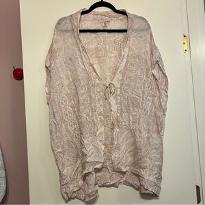 Victoria’s Secret Lightweight Patterned Kimono